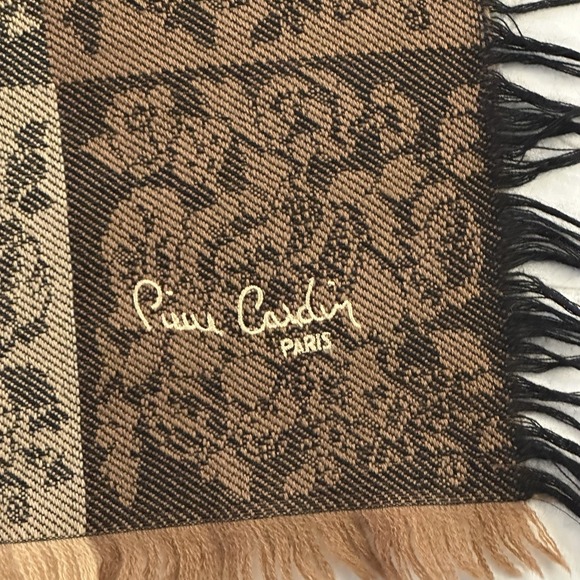 Vintage Pierre Cardin Paris Women's Black Fall Floral Scarf France Cottagecore - Picture 12 of 14